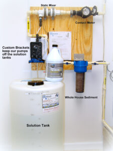 Solution Feeder For Ph &Amp; Corrosion Control With A Sediment Filter