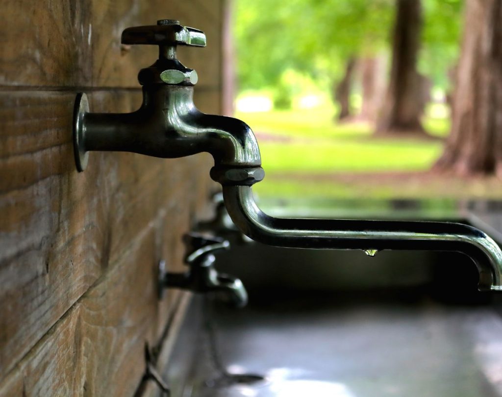 outdoor plumbing services howard county