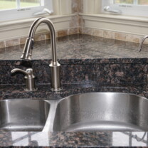 Matching Reverse Osmosis Faucet and Tap Water Faucet.